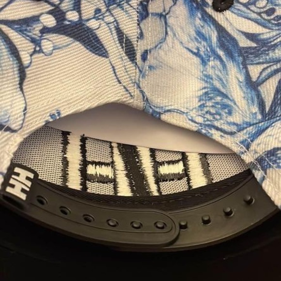 BRAND NEW men helly hansen hh HH embroidered logo esra adjustable cap / hat - Picture 4 of 5